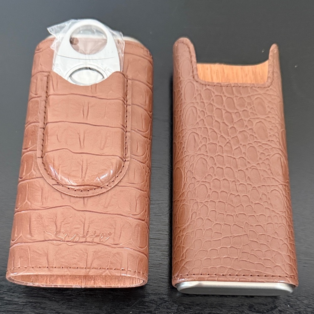 NWT Scotte Brown Croc-Embossed Leather Cigar Case - Picture 4 of 7